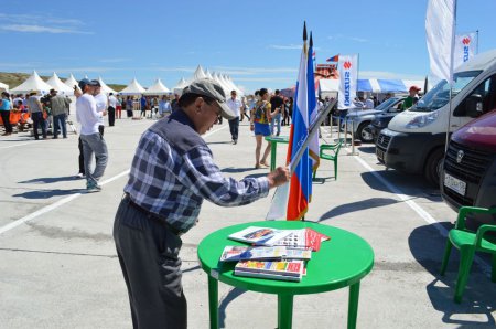     "",  2014